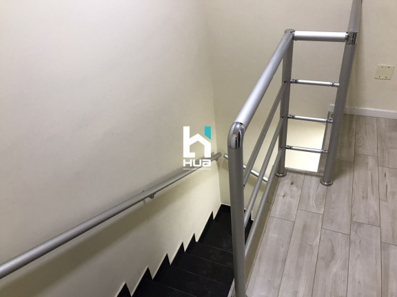 Imagem Casa com 2 Quartos à Venda, 75 m²