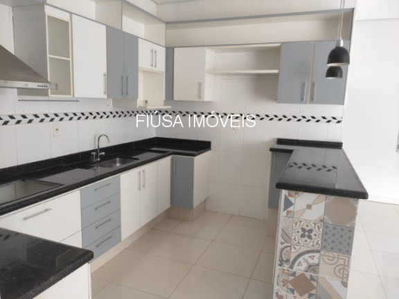 Imagem Casa com 3 Quartos à Venda, em Jardim Guaporé - Ribeirão Preto Imagem Casa com 3 Quartos à Venda, em Jardim Guaporé - Ribeirão Preto