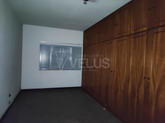 Imagem Casa com 3 Quartos à Venda, 260 m² em Centro - Itapetininga
