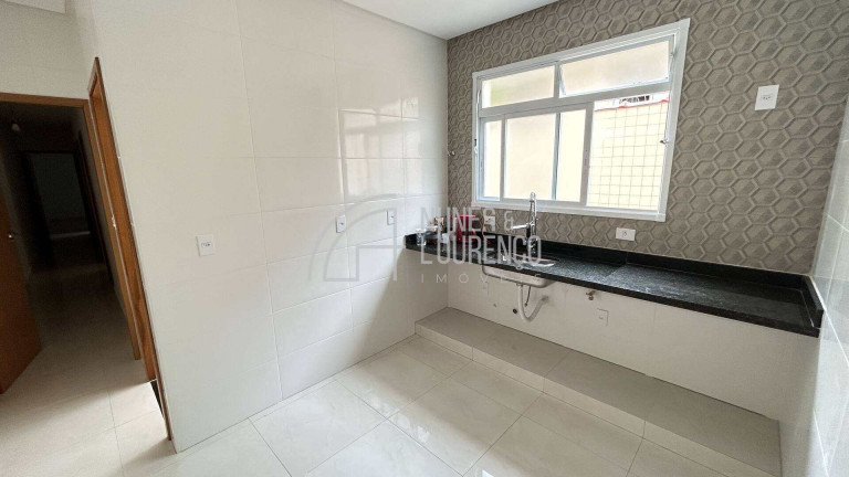 Imagem Casa com 3 Quartos à Venda, 93 m² em Embaré - Santos Imagem Casa com 3 Quartos à Venda, 93 m² em Embaré - Santos
