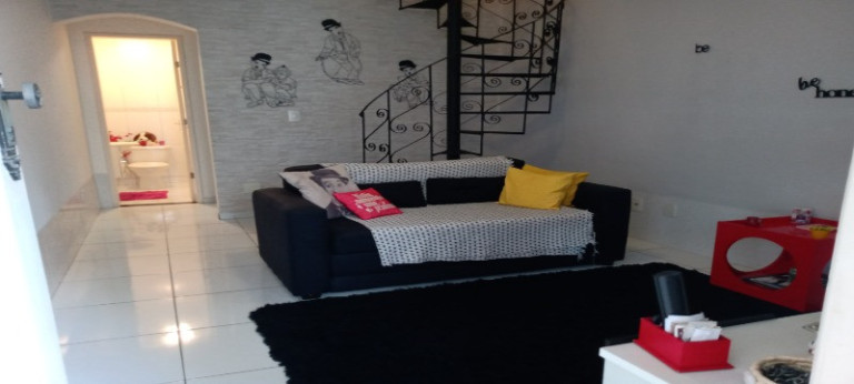 Imagem Casa com 3 Quartos à Venda, 110 m² em Méier - Rio De Janeiro Imagem Casa com 3 Quartos à Venda, 110 m² em Méier - Rio De Janeiro