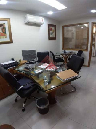 Imagem Sala Comercial à Venda, 40 m² em Centro - Niterói Imagem Sala Comercial à Venda, 40 m² em Centro - Niterói
