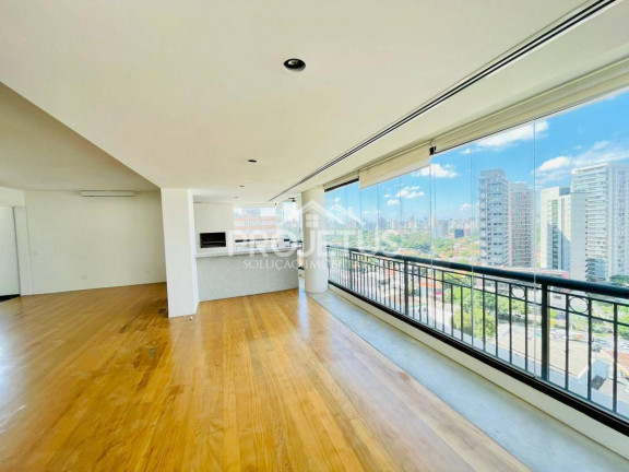 Apartamento com 3 Quartos à Venda, 215 m² em Sumaré - São Paulo