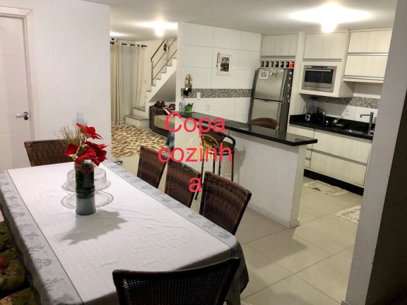 Sobrado com 3 Quartos à Venda, 200 m² em Nações - Balneário Camboriú