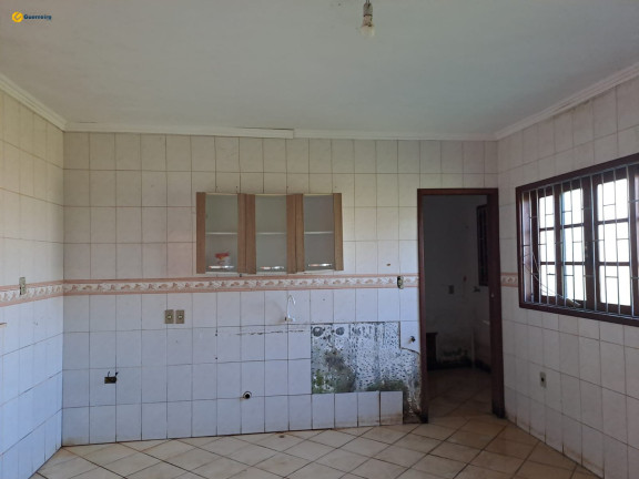 Imagem Casa com 3 Quartos à Venda, 360 m² em Carianos - Florianópolis Imagem Casa com 3 Quartos à Venda, 360 m² em Carianos - Florianópolis