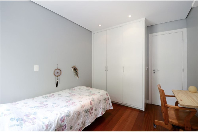 Imagem Imóvel com 3 Quartos à Venda, em Morumbi - São Paulo Imagem Imóvel com 3 Quartos à Venda, em Morumbi - São Paulo