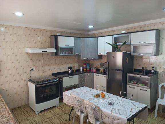 Imagem Casa com 3 Quartos à Venda, 250 m² em Parque São Vicente - Mauá Imagem Casa com 3 Quartos à Venda, 250 m² em Parque São Vicente - Mauá