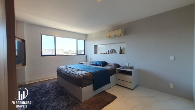 Imagem Cobertura com 5 Quartos à Venda, 356 m² em Ponta Verde - Maceió Imagem Cobertura com 5 Quartos à Venda, 356 m² em Ponta Verde - Maceió