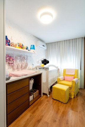 Imagem Cobertura com 3 Quartos à Venda, 278 m² em Auxiliadora - Porto Alegre Imagem Cobertura com 3 Quartos à Venda, 278 m² em Auxiliadora - Porto Alegre