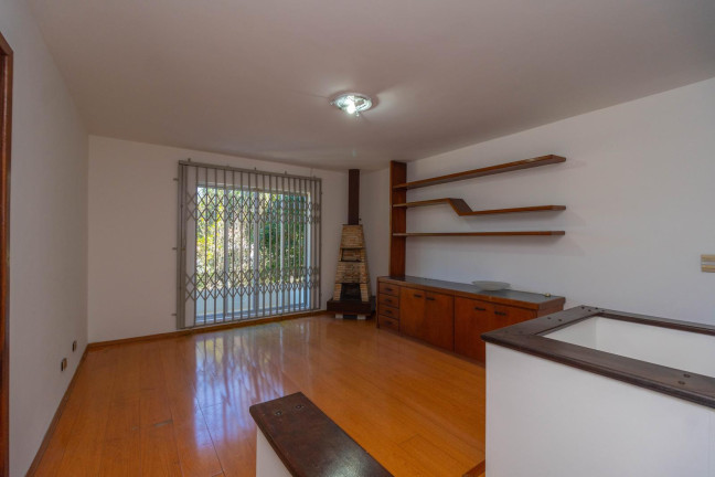 Imagem Casa com 3 Quartos à Venda, 280 m² em Seminário - Curitiba Imagem Casa com 3 Quartos à Venda, 280 m² em Seminário - Curitiba