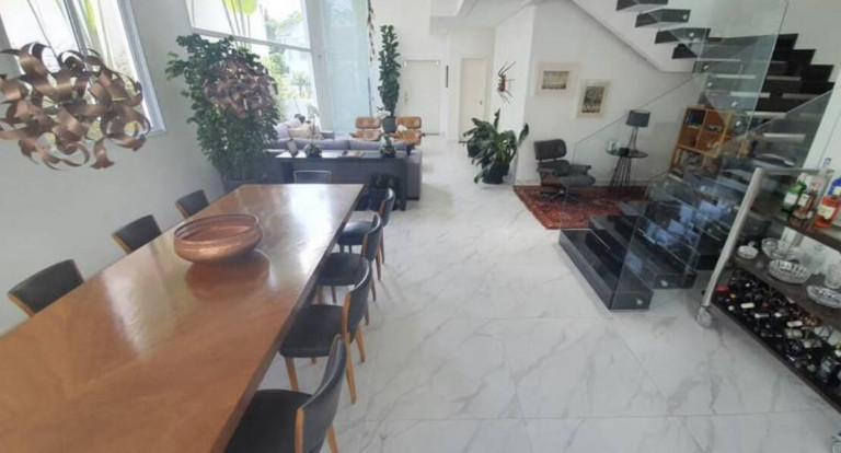 Imagem Casa de Condomínio com 5 Quartos à Venda, 330 m² em Alphaville - Santana De Parnaíba Imagem Casa de Condomínio com 5 Quartos à Venda, 330 m² em Alphaville - Santana De Parnaíba