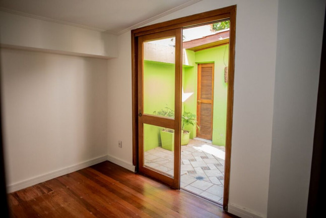 Imagem Apartamento com 2 Quartos à Venda, 95 m² em Petrópolis - Porto Alegre Imagem Apartamento com 2 Quartos à Venda, 95 m² em Petrópolis - Porto Alegre