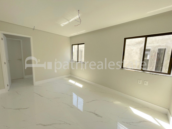 Imagem Casa com 5 Quartos à Venda, 323 m² em Coaçu - Eusébio Imagem Casa com 5 Quartos à Venda, 323 m² em Coaçu - Eusébio