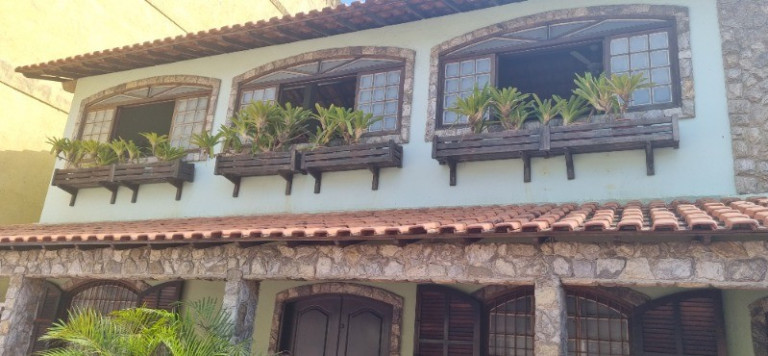 Imagem Casa com 3 Quartos à Venda, 264 m² em Jardim Vinte E Cinco De Agosto - Duque De Caxias