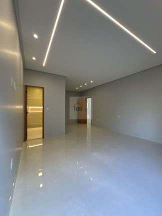 Imagem Casa com 3 Quartos à Venda, 160 m² em Setor Três Marias - Goiânia Imagem Casa com 3 Quartos à Venda, 160 m² em Setor Três Marias - Goiânia