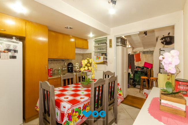 Imagem Casa com 2 Quartos à Venda, 74 m² em Sarandi - Porto Alegre