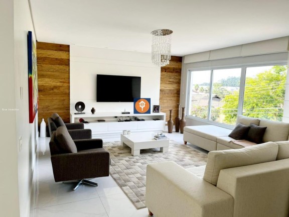 Imagem Casa com 4 Quartos à Venda, 500 m²