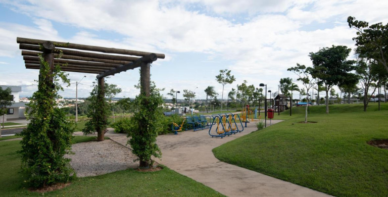 Imagem Terreno à Venda, 300 m² em Condomínio Reserva Central Parque - Salto
