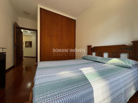Imagem Casa com 4 Quartos à Venda, 285 m² em Região De Capivari - Campos Do Jordão Imagem Casa com 4 Quartos à Venda, 285 m² em Região De Capivari - Campos Do Jordão