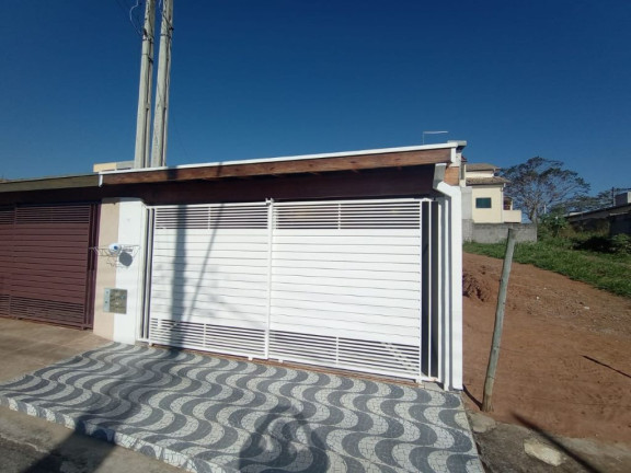 Casa com 2 Quartos à Venda, 95 m² em Residencial Estoril - Taubaté