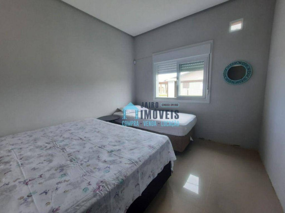 Imagem Casa com 6 Quartos à Venda, 150 m² em Zona Nova - Tramandaí Imagem Casa com 6 Quartos à Venda, 150 m² em Zona Nova - Tramandaí