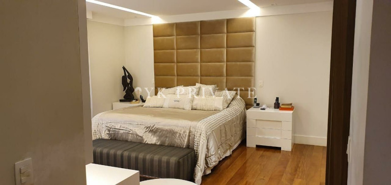 Imagem Apartamento com 3 Quartos à Venda, 326 m² em Vila Romana - São Paulo