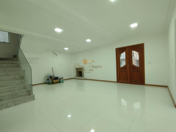Imagem Casa com 4 Quartos à Venda, 252 m² em Vargem Grande - Teresópolis Imagem Casa com 4 Quartos à Venda, 252 m² em Vargem Grande - Teresópolis
