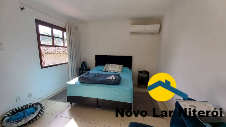 Imagem Casa de Condomínio com 3 Quartos à Venda, 290 m² em Piratininga - Niterói