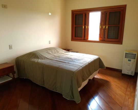 Imagem Casa com 3 Quartos à Venda, 400 m² em Arujázinho Iv - Arujá Imagem Casa com 3 Quartos à Venda, 400 m² em Arujázinho Iv - Arujá