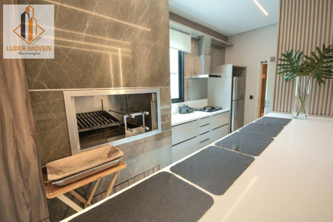 Imagem Apartamento com 4 Quartos à Venda, 251 m² em Bom Jesus - São José Dos Pinhais