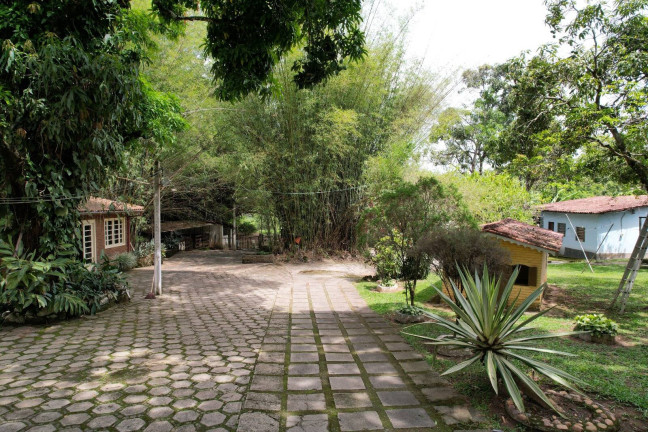 Imagem Chácara com 9 Quartos à Venda, 10.000 m² em Pingo D'água - Betim Imagem Chácara com 9 Quartos à Venda, 10.000 m² em Pingo D'água - Betim
