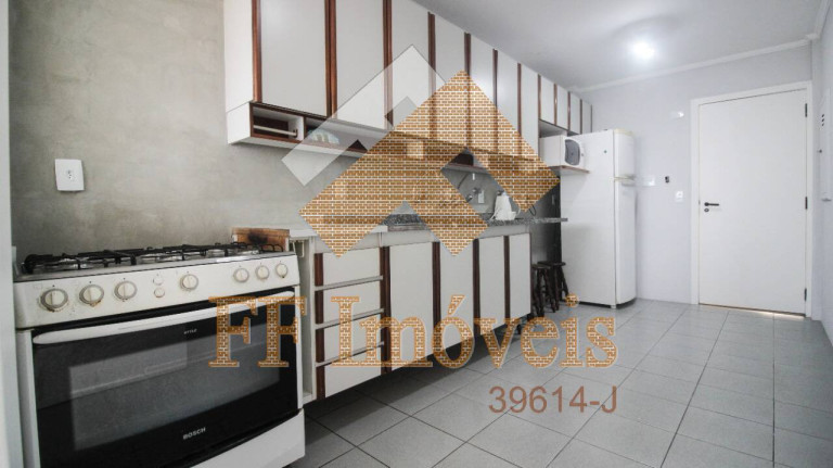Imagem Apartamento com 3 Quartos à Venda, 234 m² em Enseada - Guarujá Imagem Apartamento com 3 Quartos à Venda, 234 m² em Enseada - Guarujá