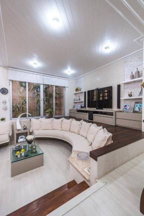 Imagem Casa com 3 Quartos à Venda, em Agronomica - Florianópolis Imagem Casa com 3 Quartos à Venda, em Agronomica - Florianópolis