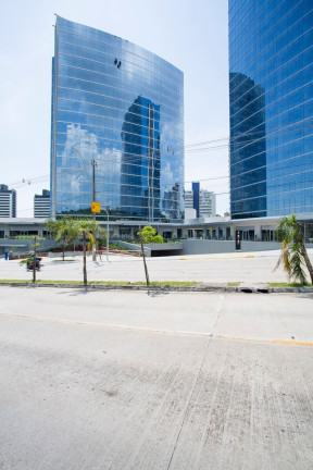 Sala Comercial à Venda, 48 m² em Petrópolis - Porto Alegre