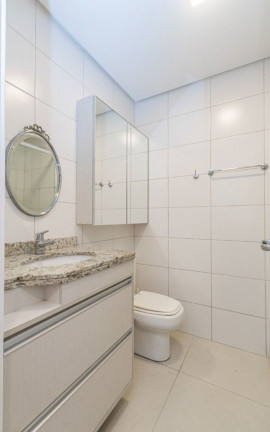 Imagem Imóvel com 2 Quartos à Venda, 66 m² em Auxiliadora - Porto Alegre Imagem Imóvel com 2 Quartos à Venda, 66 m² em Auxiliadora - Porto Alegre