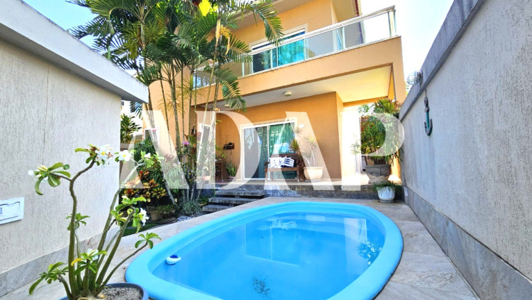 Casa com 3 Quartos à Venda, 150 m² em Vargem Grande - Rio De Janeiro