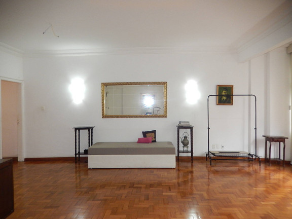 Imagem Apartamento com 3 Quartos à Venda, em Copacabana - Rio De Janeiro Imagem Apartamento com 3 Quartos à Venda, em Copacabana - Rio De Janeiro