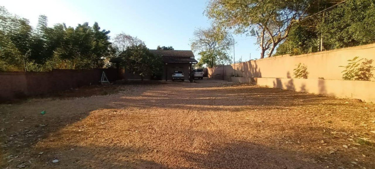 Imagem Terreno à Venda, 2 m² em Cuiabá Imagem Terreno à Venda, 2 m² em Cuiabá