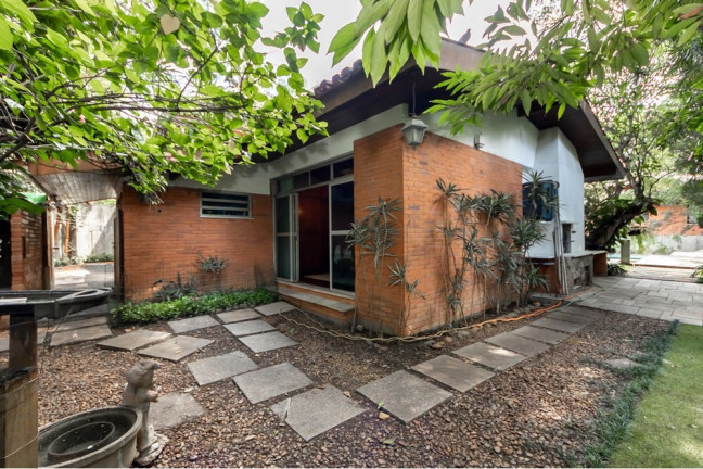 Imagem Casa com 4 Quartos à Venda, 490 m² em Cidade Jardim - São Paulo Imagem Casa com 4 Quartos à Venda, 490 m² em Cidade Jardim - São Paulo