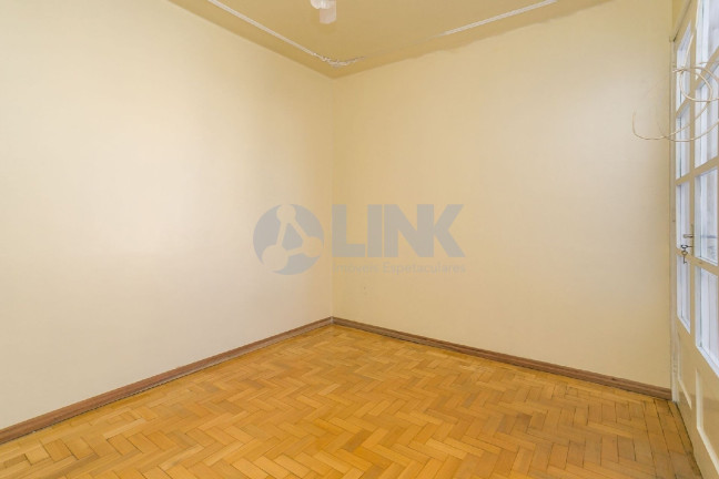 Imagem Apartamento com 3 Quartos à Venda, 81 m² em Azenha - Porto Alegre Imagem Apartamento com 3 Quartos à Venda, 81 m² em Azenha - Porto Alegre