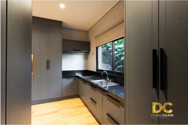 Imagem Casa de Condomínio com 3 Quartos à Venda, 300 m² em Núcleo Habitacional Sucuri - Cuiabá Imagem Casa de Condomínio com 3 Quartos à Venda, 300 m² em Núcleo Habitacional Sucuri - Cuiabá