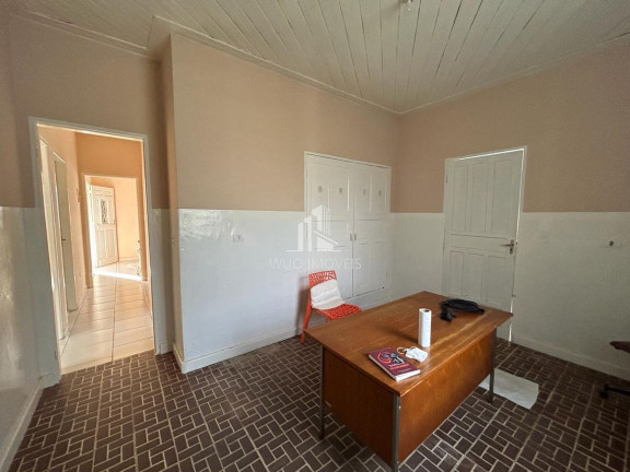 Imagem Casa com 7 Quartos à Venda, 440 m² em Centro - Santa Branca Imagem Casa com 7 Quartos à Venda, 440 m² em Centro - Santa Branca