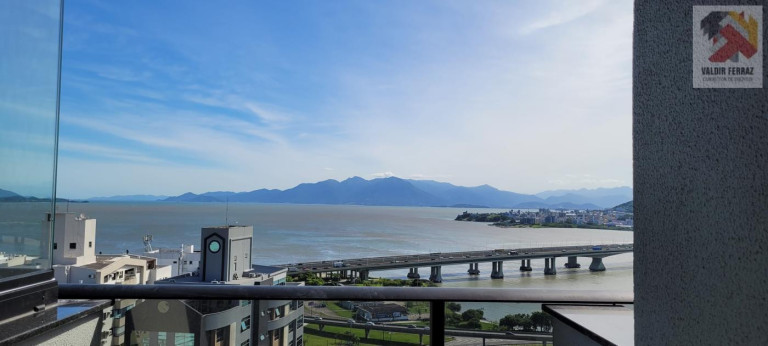 Imagem Apartamento com 2 Quartos à Venda, 71 m² em Centro - Florianópolis Imagem Apartamento com 2 Quartos à Venda, 71 m² em Centro - Florianópolis