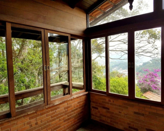 Imagem Casa com 4 Quartos à Venda, 305 m² em Vale Do Paraíso - Teresópolis Imagem Casa com 4 Quartos à Venda, 305 m² em Vale Do Paraíso - Teresópolis