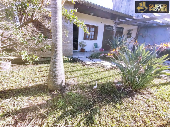 Imagem Casa com 2 Quartos à Venda, 240 m² em Três Vendas - Pelotas Imagem Casa com 2 Quartos à Venda, 240 m² em Três Vendas - Pelotas