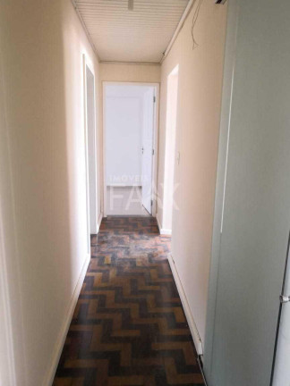 Imagem Casa com 3 Quartos à Venda, 189 m² em Centro - Guarapuava Imagem Casa com 3 Quartos à Venda, 189 m² em Centro - Guarapuava