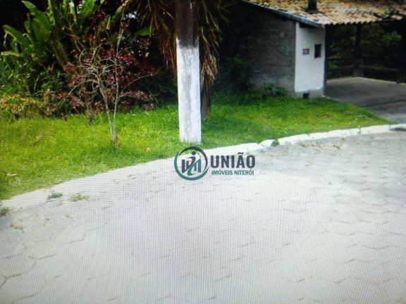 Terreno à Venda, 1.350 m² em Mata Paca - Niterói