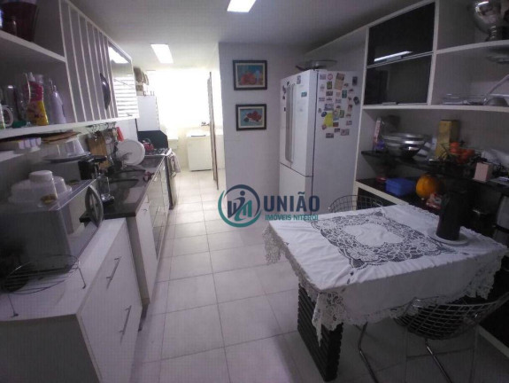 Imagem Cobertura com 4 Quartos à Venda, 290 m² em Icaraí - Niterói