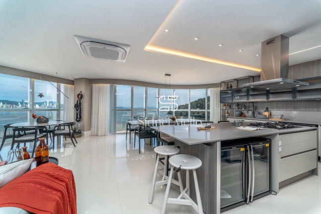 Imagem Apartamento com 4 Quartos à Venda, 237 m² em Frente Mar Sul - Balneário Camboriú Imagem Apartamento com 4 Quartos à Venda, 237 m² em Frente Mar Sul - Balneário Camboriú