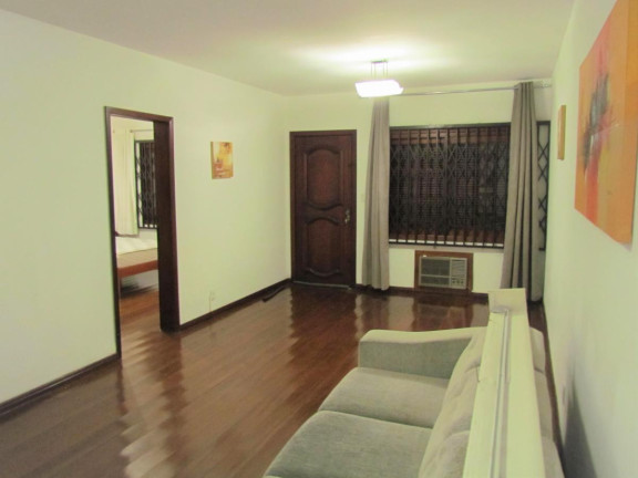 Imagem Casa com 3 Quartos à Venda, 315 m² em Jardim São Pedro - Porto Alegre Imagem Casa com 3 Quartos à Venda, 315 m² em Jardim São Pedro - Porto Alegre